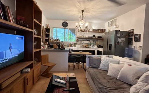 Seaside Serenity: Gorgeous 2 Bedroom, 2 Bathroom Beachfront Haven