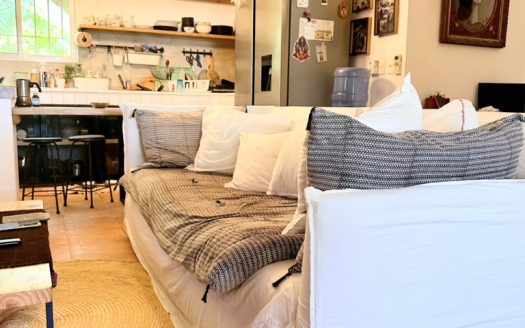Seaside Serenity: Gorgeous 2 Bedroom, 2 Bathroom Beachfront Haven