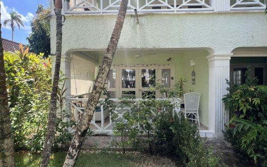 Newly Upgraded Condo in Prime Location | Playa Popy