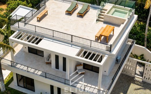 Maison design neuve de 4 chambres avec piscine et jacuzzi sur le toit à vendre à Playa Cosón, Las Terrenas
